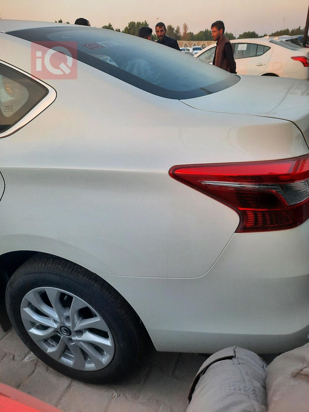 نيسان سنترا